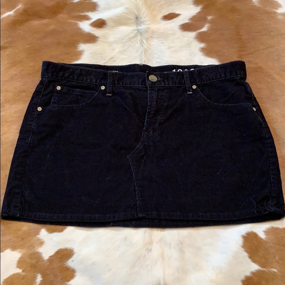 GAP Corduroy mini skirt
